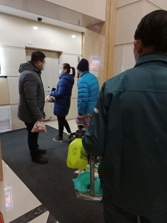 长春市南关区长通街道党工委了解情况后,高度重视,第一时间同居民通话