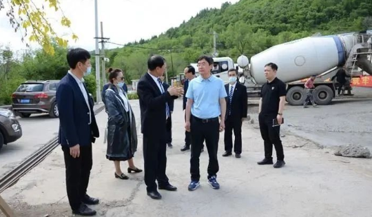 龙井市委副书记市长权大杰到老头沟镇调研