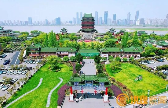 南昌滕王阁春节人气创新高