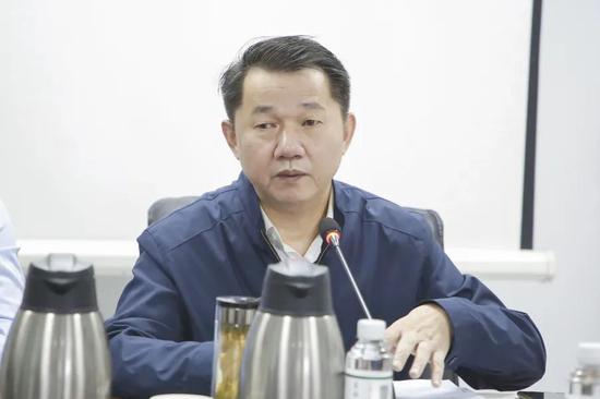 会议,院长熊功友,党委书记吴崇杰,院领导张传旗,戴虹,王圣方,颜小平