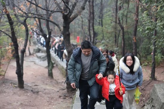 抚州灵谷峰新春火爆出圈