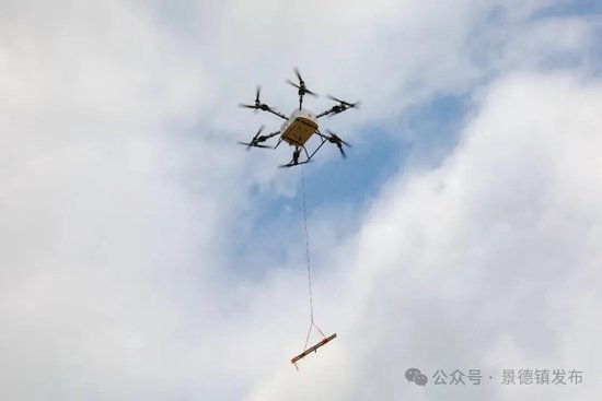 AR-E800在江西完成首次公开飞行