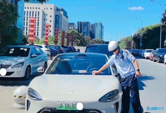 南昌交警曝光多起违停典型案例