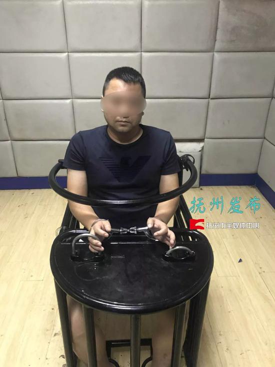 陈辉民截至目前,共抓获主犯陈辉民,陈辉发及骨干成员等72人(该团伙