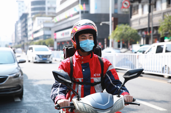 肯德基驰援南昌赣州一线防疫抗疫人员