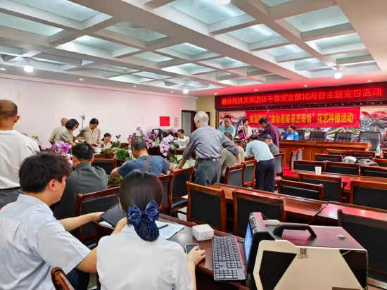 活动现场全景（拍摄者张思盼）