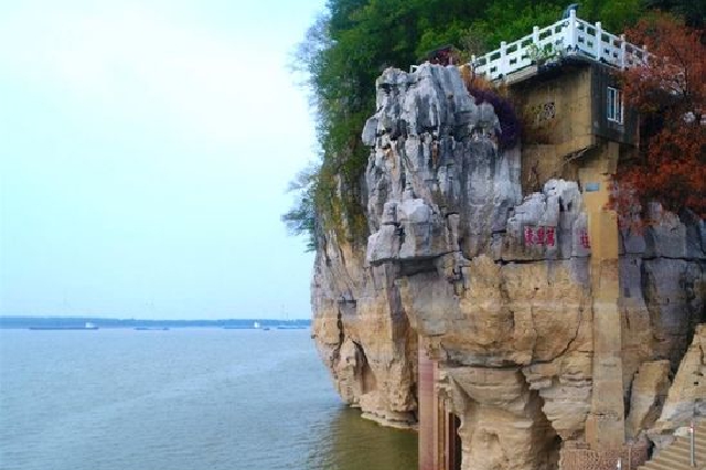 近期曝光的内幕揭秘：九江湖口县站街2025年实地探访与合法娱乐推荐避坑指南