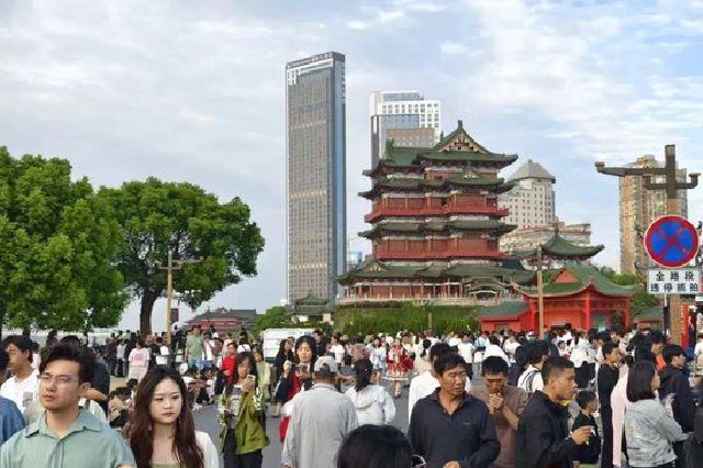 這個(gè)假期，南昌上榜國(guó)內(nèi)最熱門酒店預(yù)訂城市