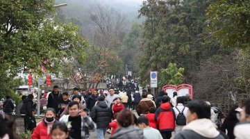 抚州灵谷峰新春火爆出圈