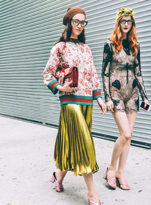 2018春天,流行开满花的衣服,美哭了!