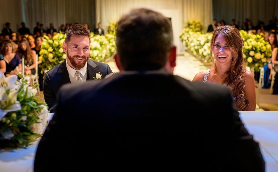 神仙爱情！梅西结婚2周年纪念