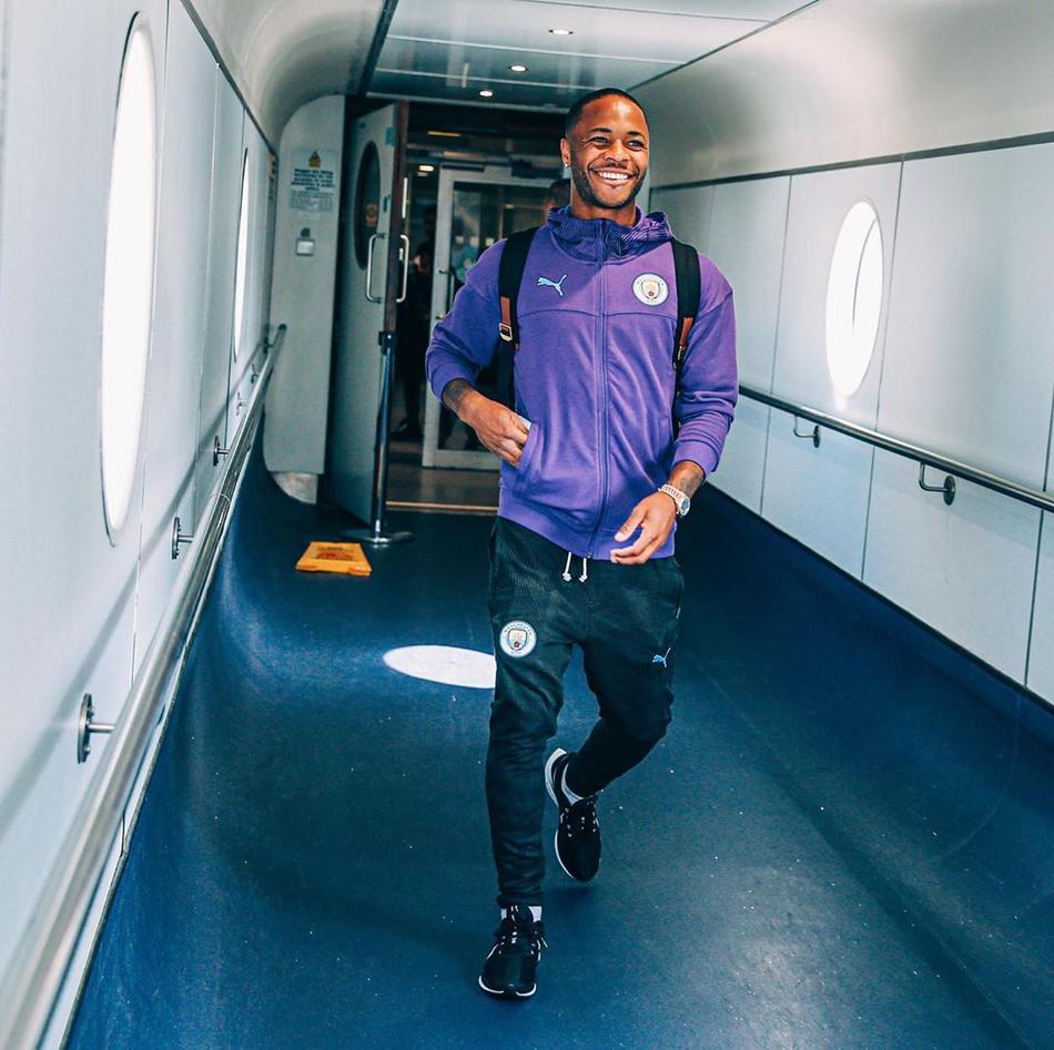 曼城终于来了！今日飞抵中国