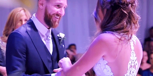 神仙爱情！梅西结婚2周年纪念