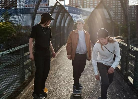 女性滑板短片"Gizmo"——Nike SB 弘扬滑板文化的全新力作