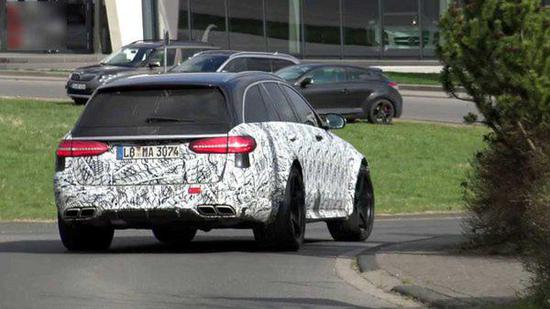 旅行版家族添新丁 奔驰推新E63 R性能版-图6