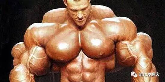 比施瓦辛格还强壮的男人？肌肉太大让人望而却步！
