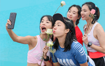 国内首个女子标牌赛事 重庆女马荣升铜标赛事