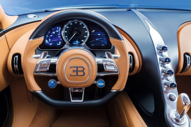 超越前辈？布加迪Chiron挑战极速新记录