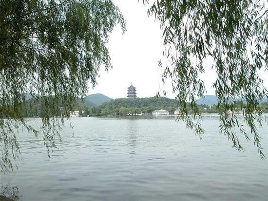 还不自驾去看看？《中国国家地理》都说好