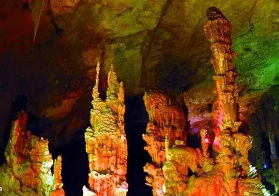 还不自驾去看看？《中国国家地理》都说好