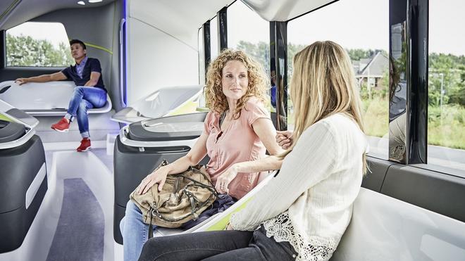 梅赛德斯-奔驰Future Bus自动驾驶公交车