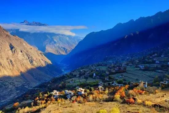 比西藏更西藏 自驾中国最后一方净土！