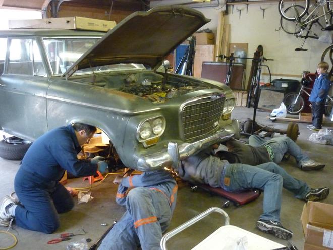 光鲜的背后 修复经典车那是相！当！难！
