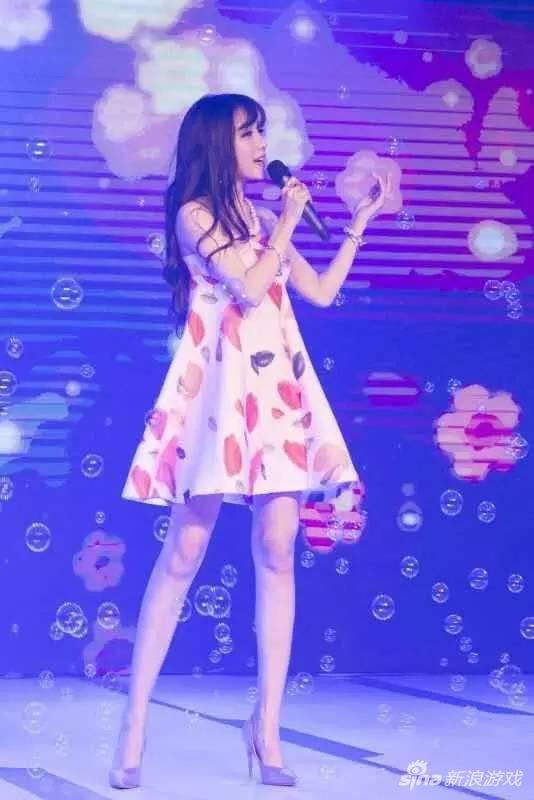 安娜在舞台上的梦幻演出