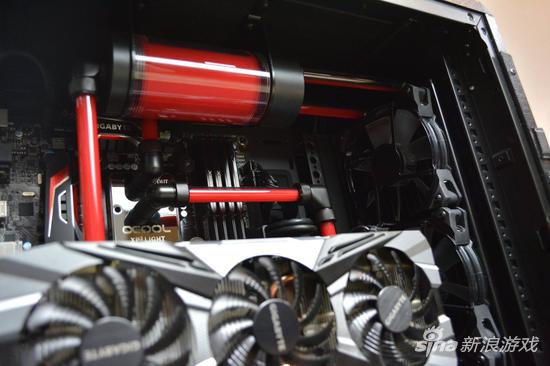 超炫酷！国外搞机达人DIY《守望先锋》死神机箱