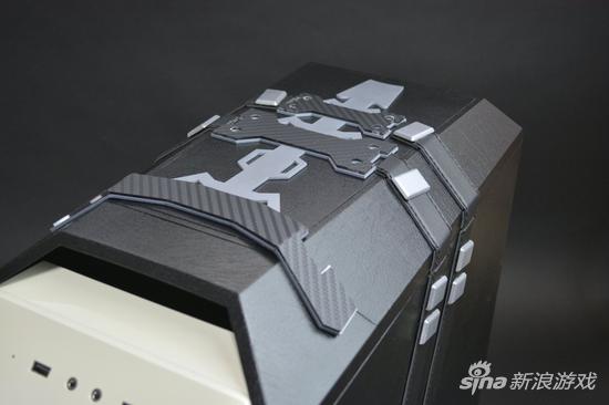 超炫酷！国外搞机达人DIY《守望先锋》死神机箱