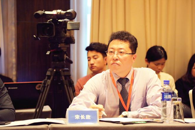 探索县域汽车发展新趋势 公务车论坛召开