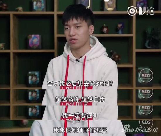 视频中"消失很久"的clearlove首度敞开心扉,与大家一起聊聊那些不为人