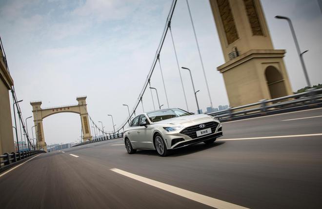 地球人类最大的迁徙即将来袭！春运路上索纳塔为用户安全多加一层守护