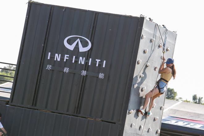 2018英菲尼迪斯巴达勇士三色周末赛