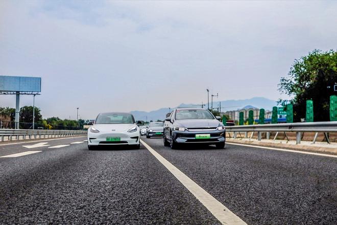 600km续航 电耗12.9kWh/100km 秦PLUS EV亮相北京