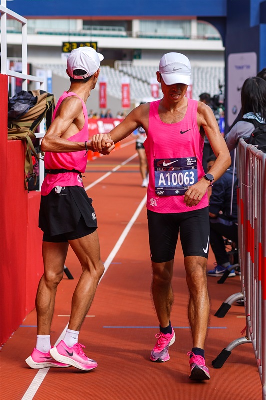 2019上海马拉回顾 马拉松有终点但黑马没有