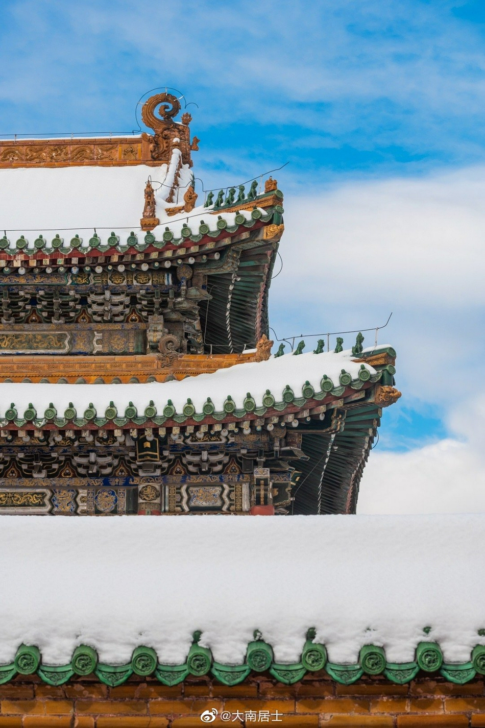 辽宁迎战暴风雪日记# 大雪初霁 冬日里的沈阳故宫_高清图集_新浪网