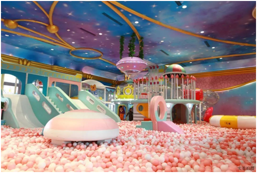 冲破地心引力的愿望不是梦;沈阳恒大文化旅游城儿童梦幻城实景上去就