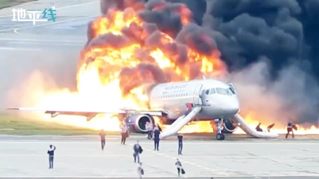 俄航客机坠毁完整视频