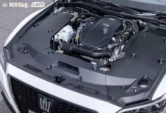 丰田轿车皇冠体验25混动引擎版性能它可不只是换个标志