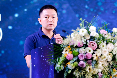 论坛伊始,由易才集团创始人兼董事长李浩先生致开幕词.