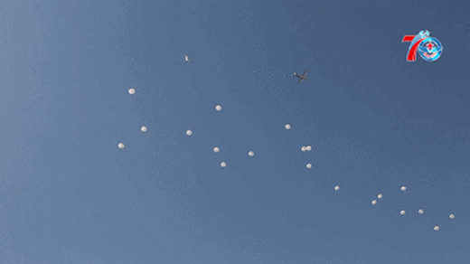 看我神兵天降！空军空降兵立体突击锻造联合作战利刃