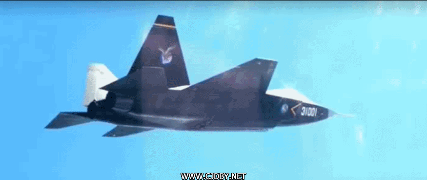 FC-31战机开弹舱空对空想象图