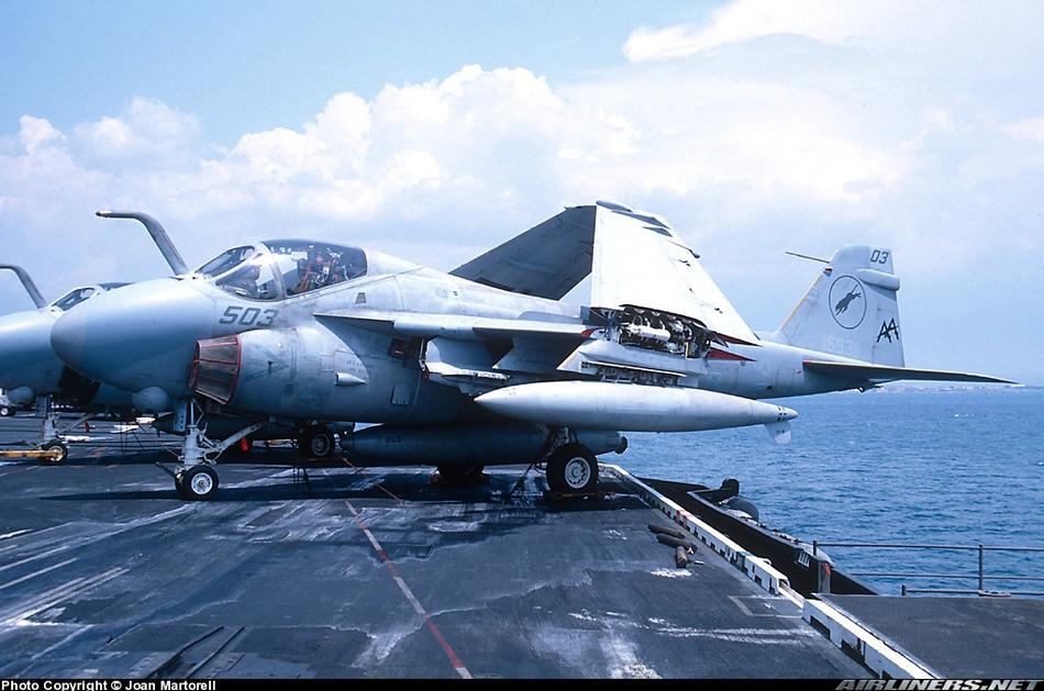 我军击落2架a6攻击机_高清图集_新浪网