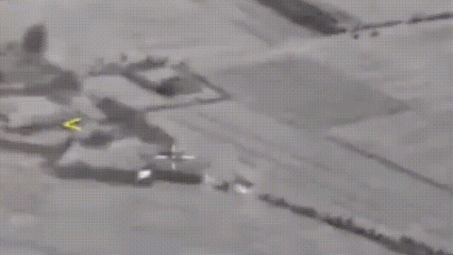 棒打IS！动图展示俄潜艇连射巡航导弹命中目标