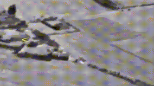 棒打IS！动图展示俄潜艇连射巡航导弹命中目标