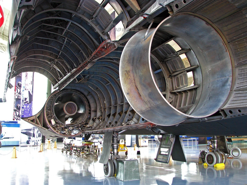 黑鸟侦察机能飞3马赫靠它!细看j58变循环发动机