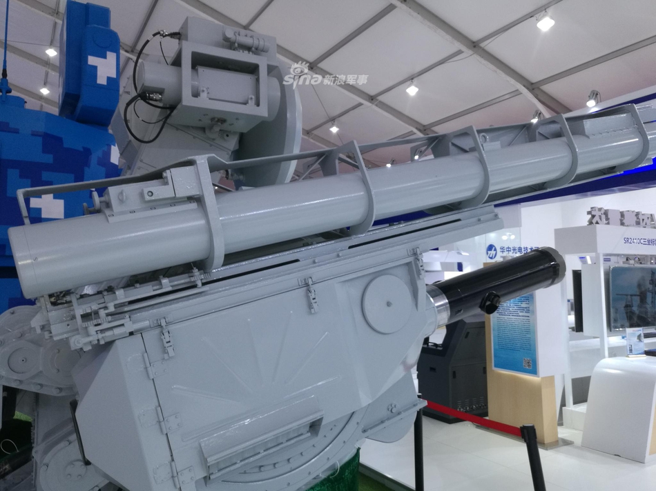 国产卡什坦?中国jrng-6型舰载近防系统航展首曝光