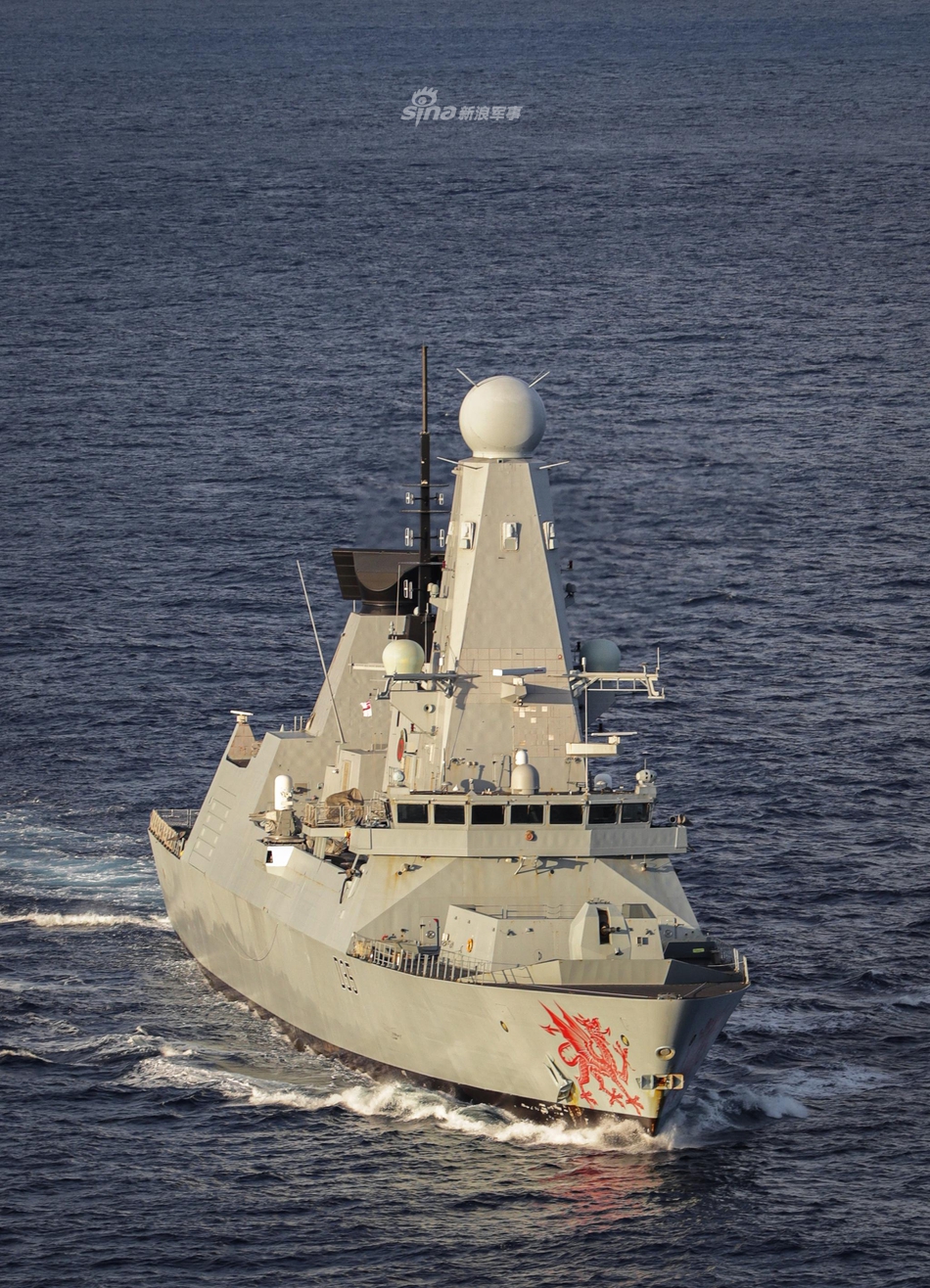 编队中还有一艘45型驱逐舰"龙"号(hms dragon),一艘23型护卫舰