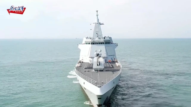 14/ 15055型驱逐舰首舰101号"南昌舰",于2017年6月28日下水,去年4月23